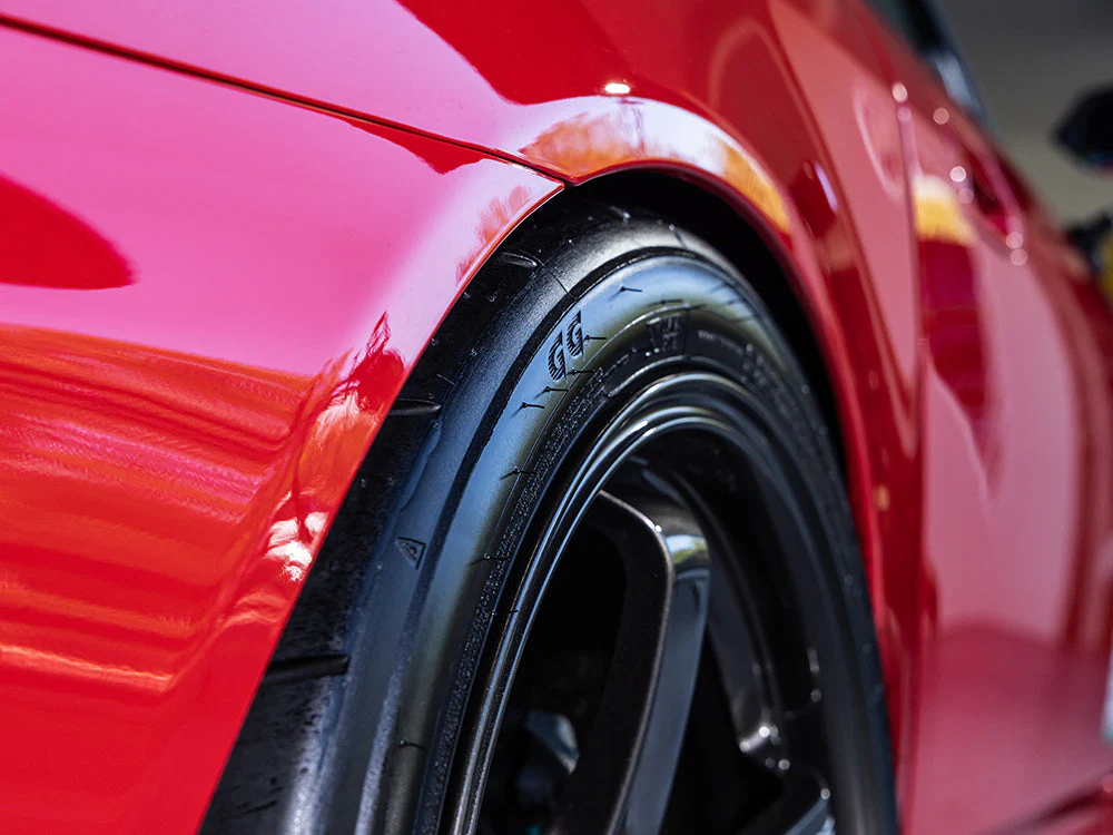 Meguiar's Ceramic Tire Shine - 16 oz. - Image 4