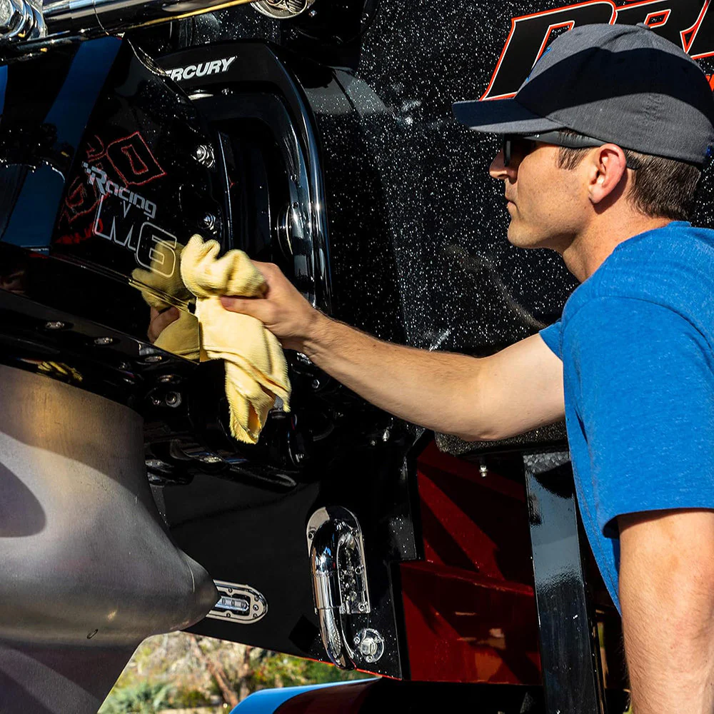 Meguiar's Extreme Marine Water Spot Detailer - 32 oz. - Image 6