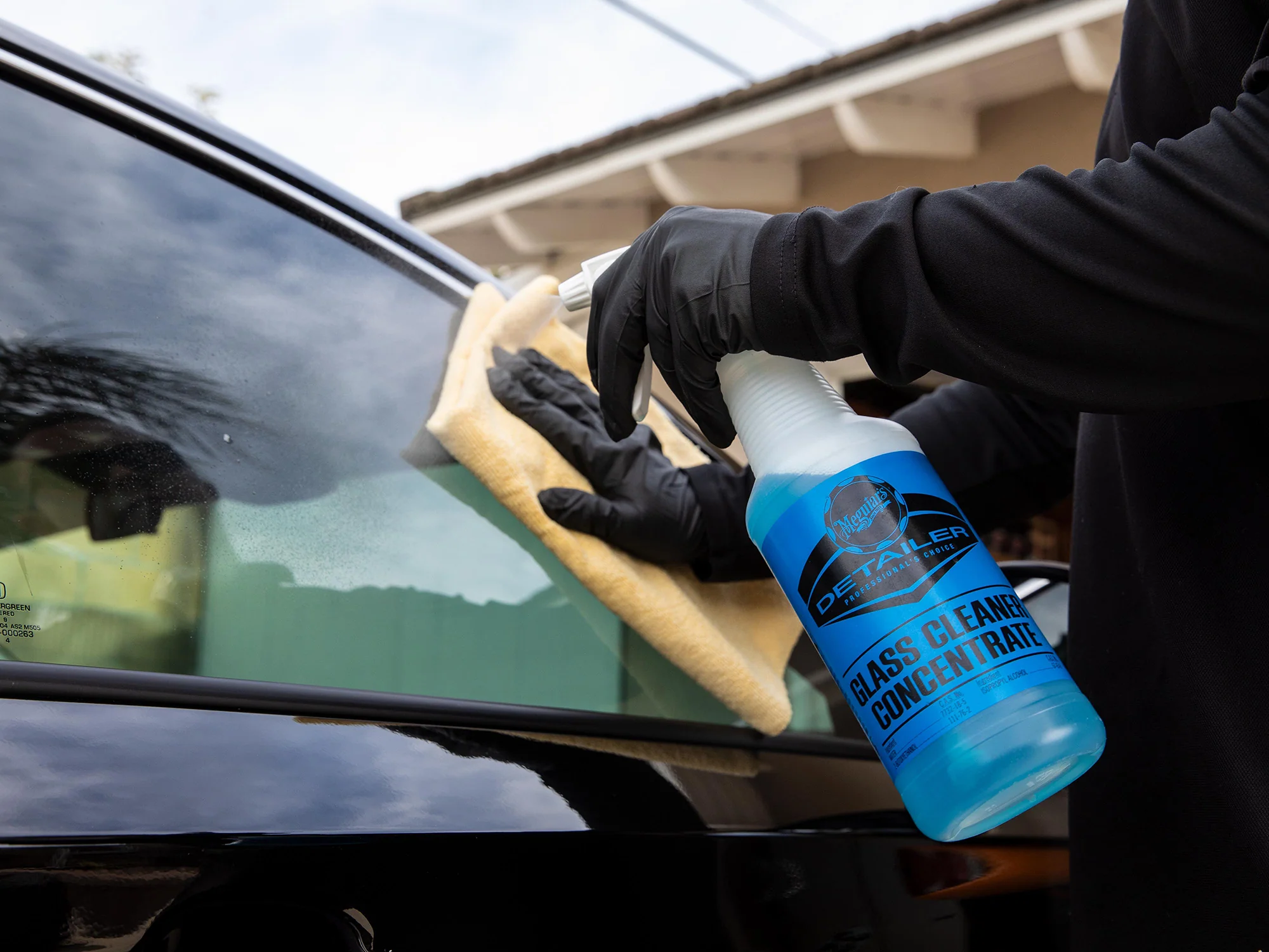 Meguiar's Glass Cleaner Concentrate, D120 - 1 gal. - Image 2