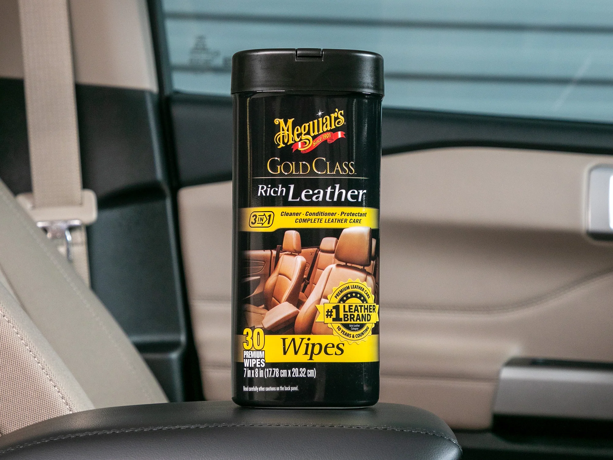 Meguiar's Gold Class Rich Leather Cleaner/Conditioner Wipes - 25 Wipes - Image 6