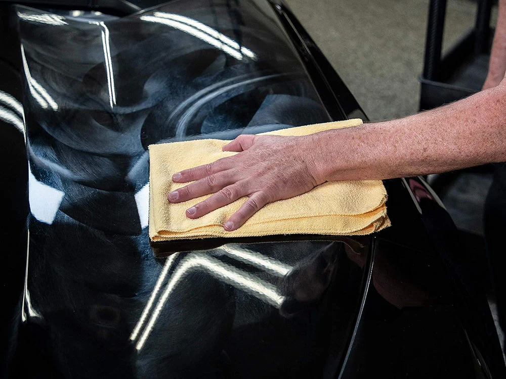 Meguiar's HiTech Yellow Wax, M26 - 1 gal. - Image 4