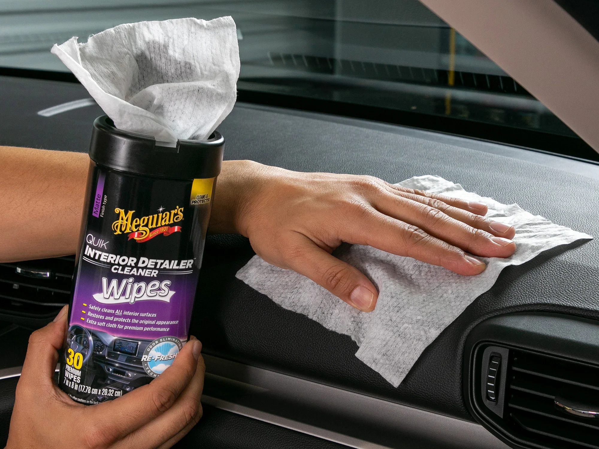 Meguiar's Quik Interior Detailer Wipes - 30 Wipes - Image 4