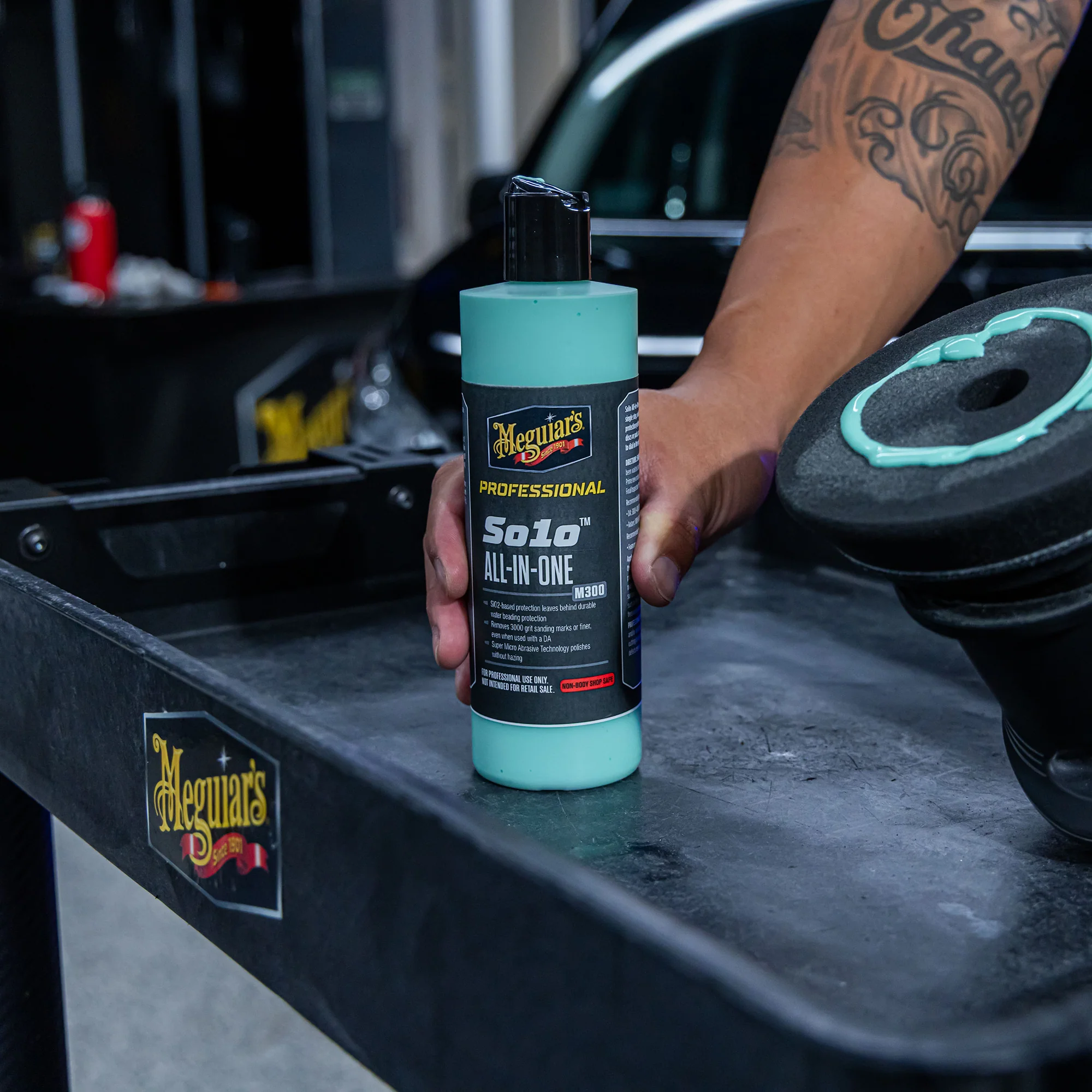 Meguiar's Self Cleaning Dispenser Bottle - 16 oz. - Image 4