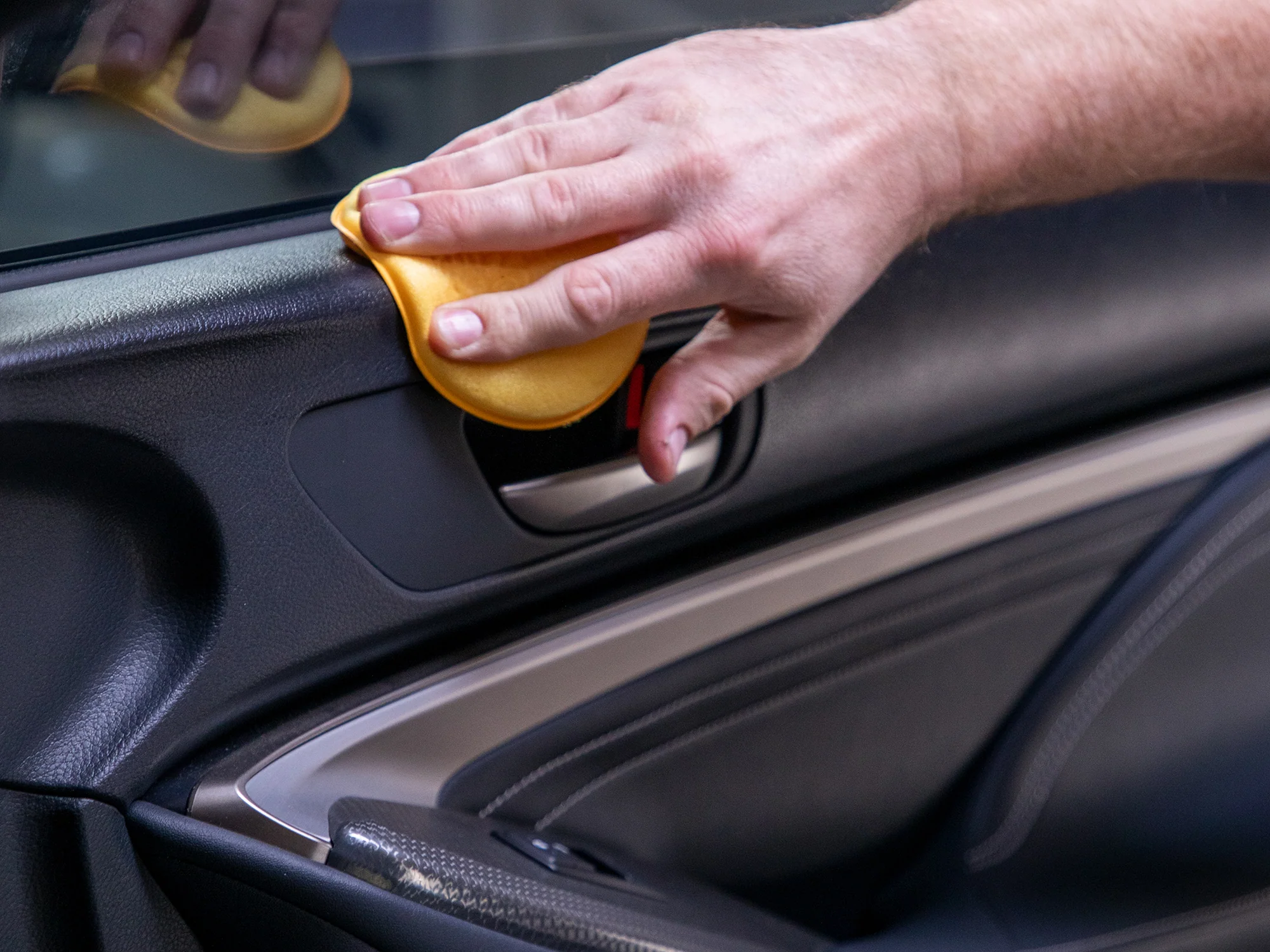 Meguiar's Ultimate Protectant - 16 oz. - Image 3